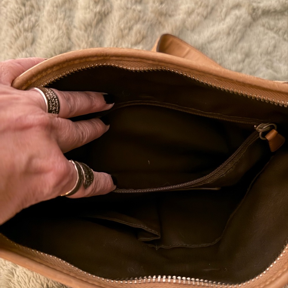 Classic Coach Brown Signature Shoulder Bag with Buckles - Picture 8 of 9